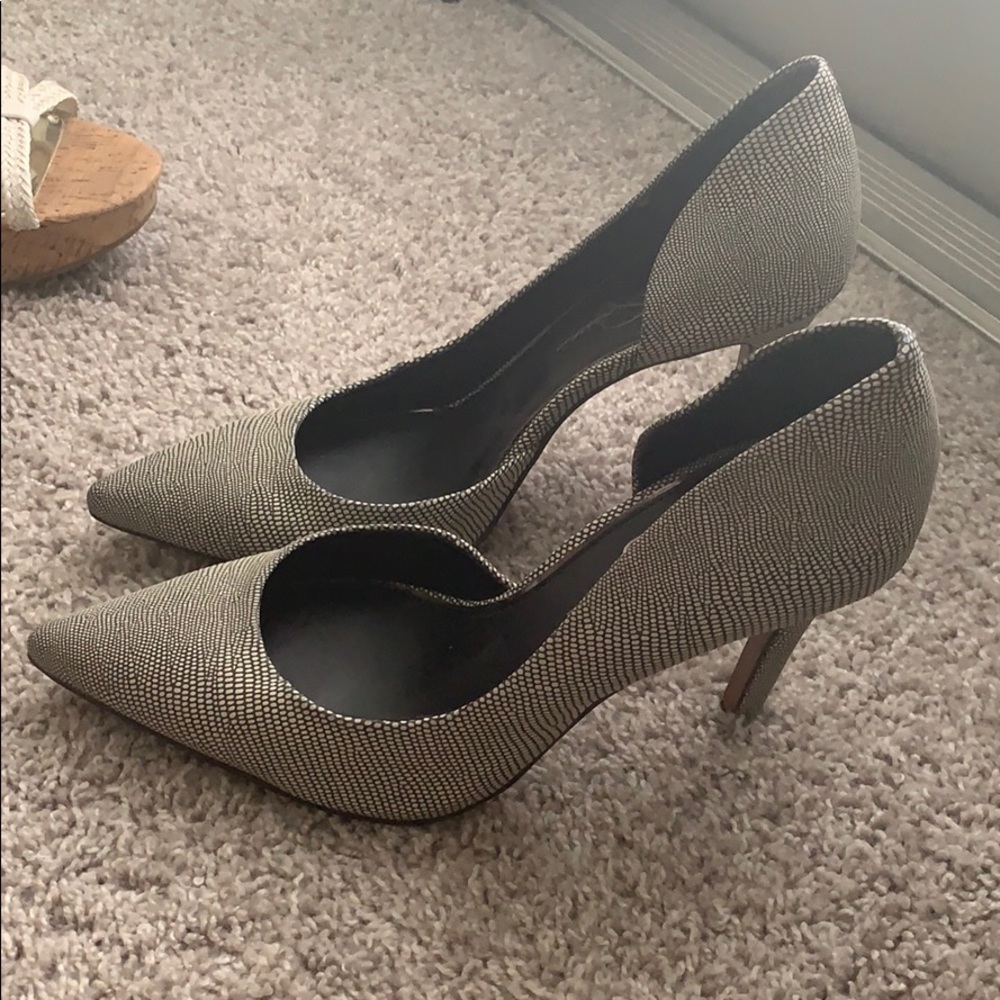 Jessica Simpson Pumps - Picture 2 of 2
